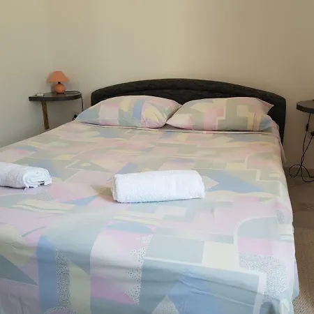 Apartment Baumgartner- Paradise Punta Solta Island