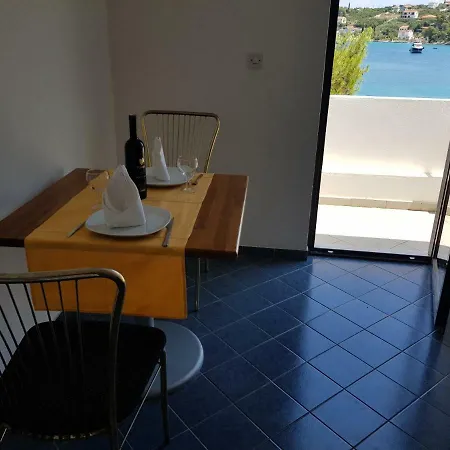 Baumgartner- Paradise Punta Apartment Solta Island